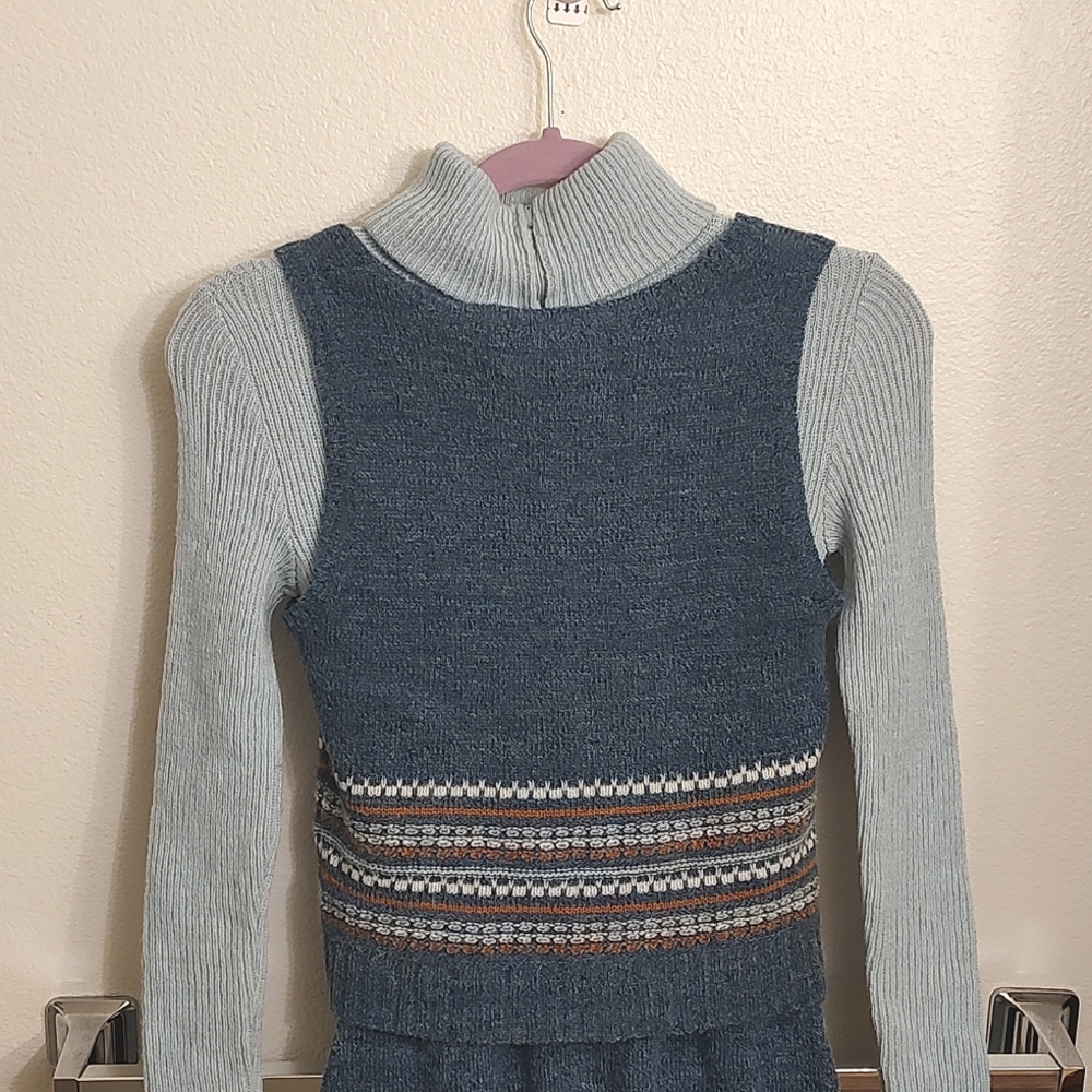 Vtg knitted elk dress - Picture 5 of 14